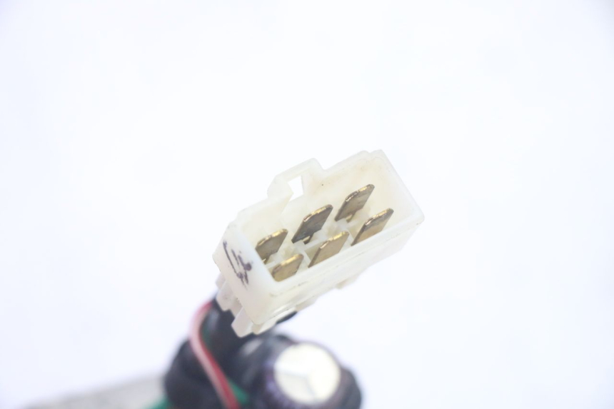 photo de CHARGING REGULATOR PIAGGIO ZIP 4T 50 (2018 - 2020) - Alternative perspective