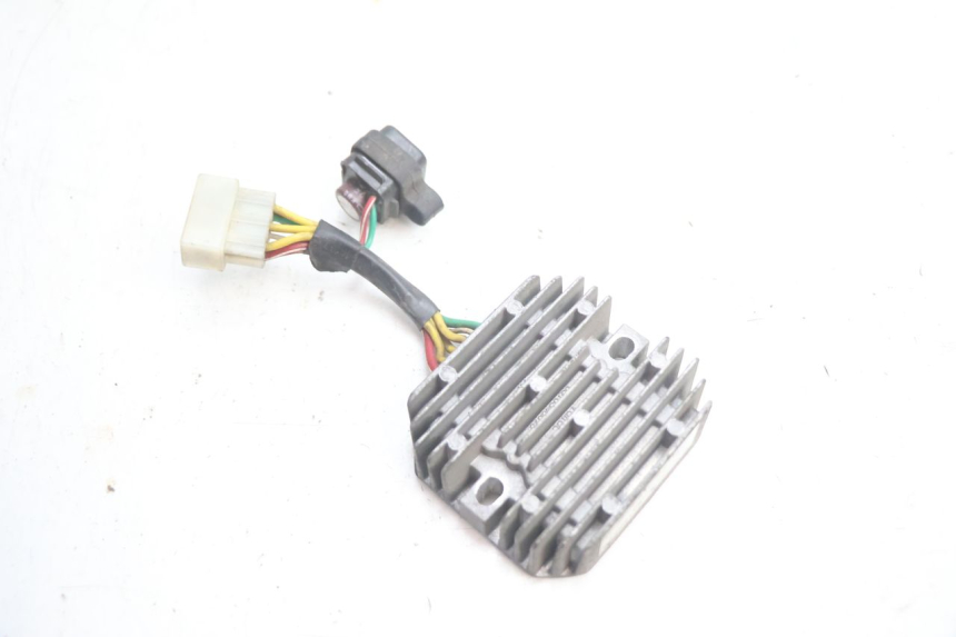 photo de CHARGING REGULATOR PIAGGIO ZIP 4T 50 (2018 - 2020) - Main view
