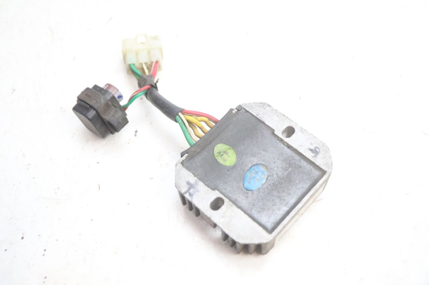photo de CHARGING REGULATOR PIAGGIO ZIP 4T 50 (2018 - 2020) - Technical close-up