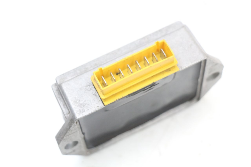 photo de REGULATOR PIAGGIO ZIP RST 50 (1996 - 1998) - Zoom on usage condition