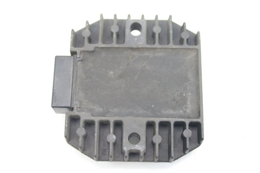 photo de CHARGING REGULATOR KAWASAKI ZZR 600 (1995 - 2004) - Alternative perspective