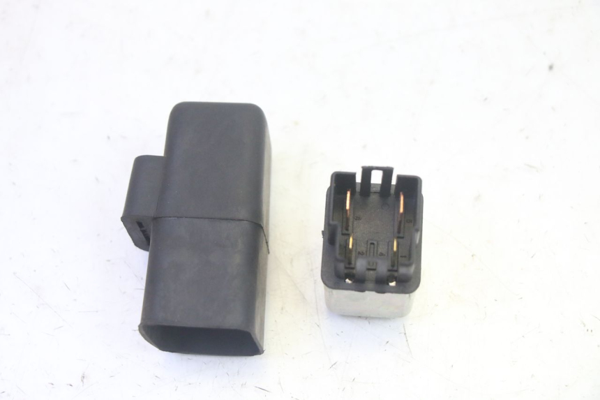 photo de STARTER RELAY KYMCO AGILITY 4T 50 (2018 - 2022) - Zoom on usage condition