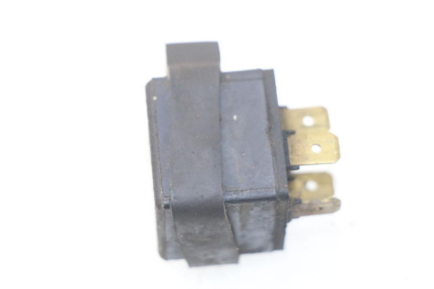 photo de STARTER RELAY YAMAHA BW'S 50 (1999 - 2003) - Zoom on usage condition