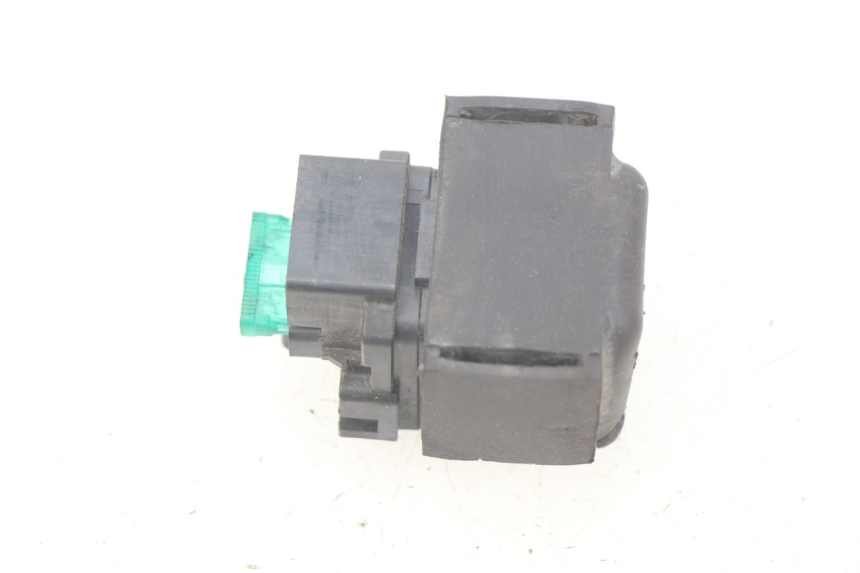 photo de STARTER RELAY HONDA CBR R 125 (2003 - 2006) - Zoom on usage condition