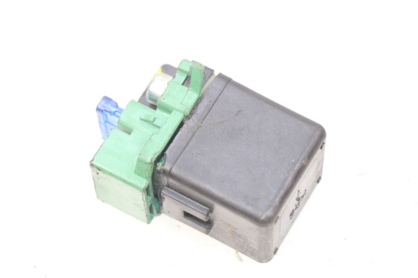 photo de STARTER RELAY HONDA CBRF CBR-F PC41 600 (2011 - 2013) - Technical close-up