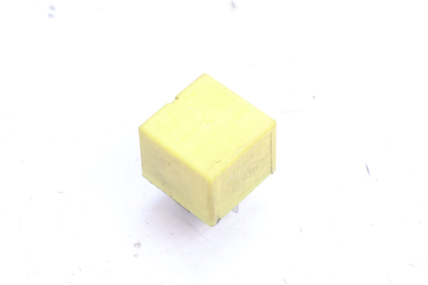 photo de STARTER RELAY PEUGEOT CITYSTAR 2T 50 (2018 - 2021) - Alternative perspective