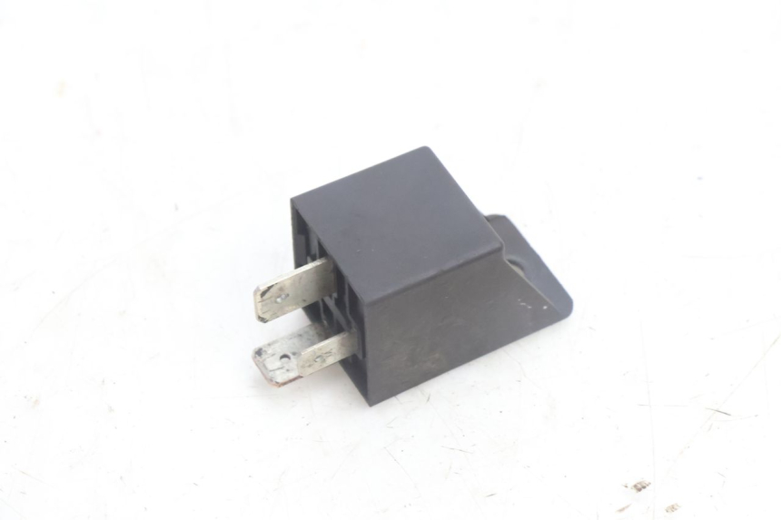 photo de STARTER RELAY PEUGEOT CITYSTAR 125 (2011 - 2017) - Alternative perspective