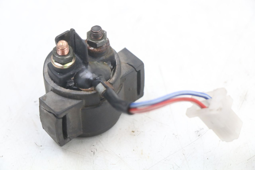 photo de STARTER RELAY YAMAHA CYGNUS X 125 (2004 - 2007) - Alternative perspective