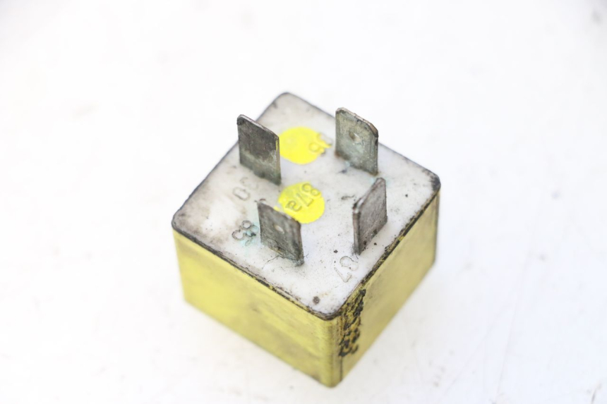 photo de STARTER RELAY PEUGEOT ELYSTAR 50 (2002 - 2014) - Component detail