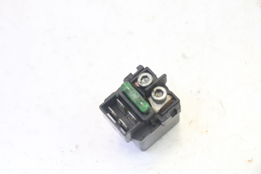photo de STARTER RELAY HONDA FES S-WING SWING ABS 125 (2007 - 2015) - Component detail