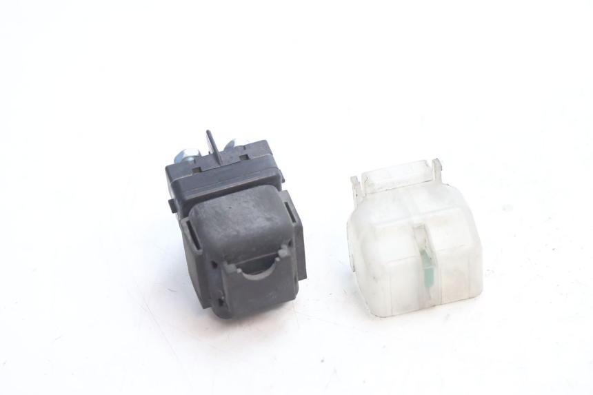 photo de STARTER RELAY SUZUKI GSR 600 (2005 - 2012) - Zoom on usage condition