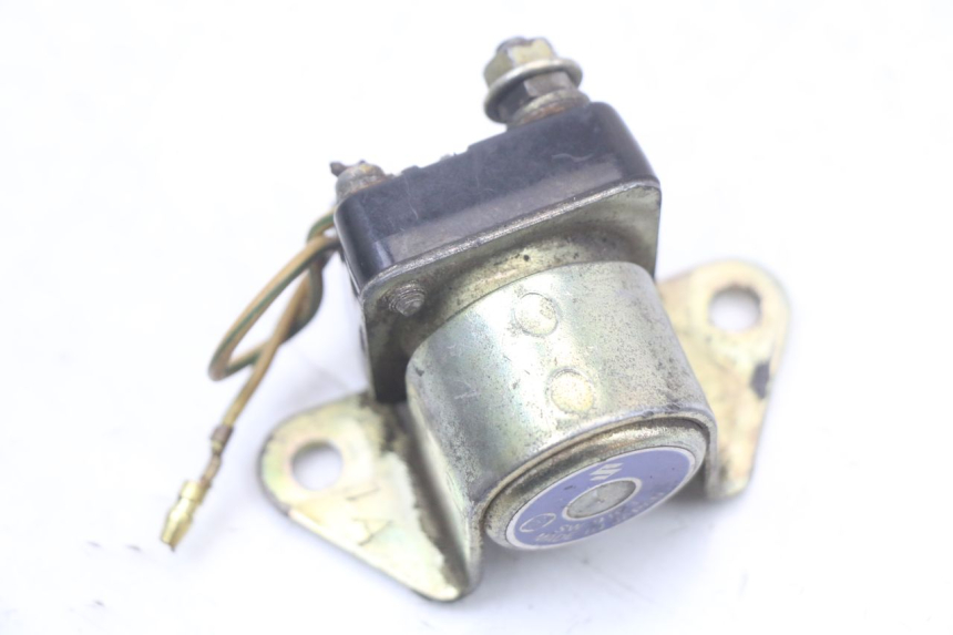 photo de STARTER RELAY SUZUKI GSX E 250 (1982 - 1983) - Zoom on usage condition