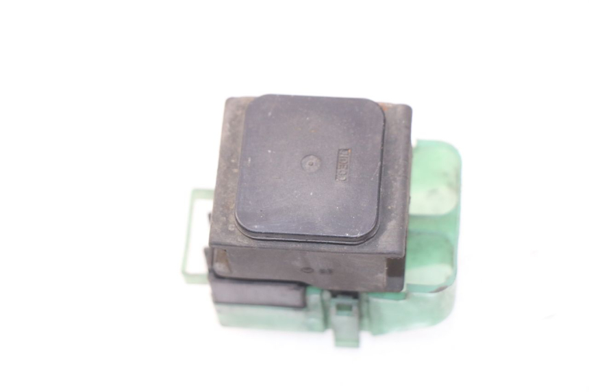 photo de STARTER RELAY SUZUKI GSX-F GSXF 600 (1998 - 2004) - Zoom on usage condition
