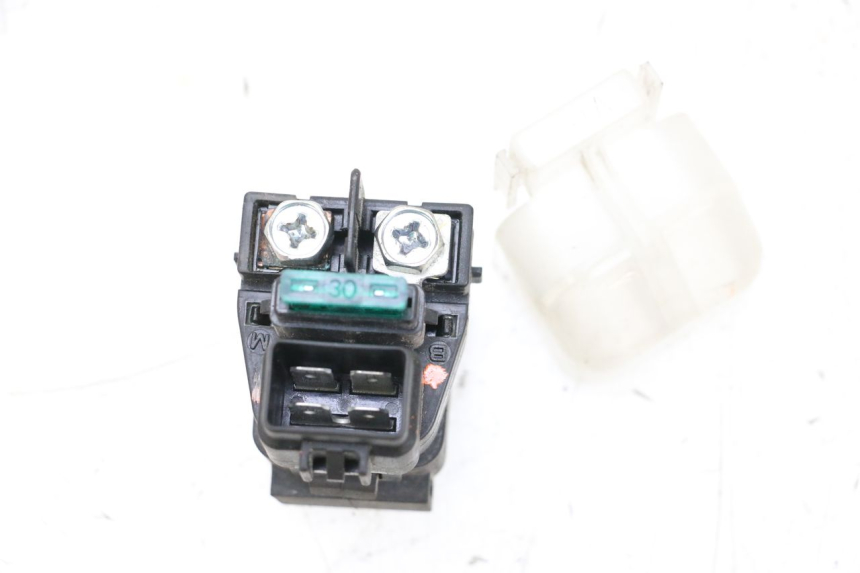 photo de STARTER RELAY SUZUKI GSXR GSX-R 1000 (2003 - 2004) - Surface and material condition