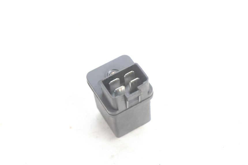 photo de STARTER RELAY PEUGEOT KISBEE 2T 50 (2010 - 2017) - Alternative perspective