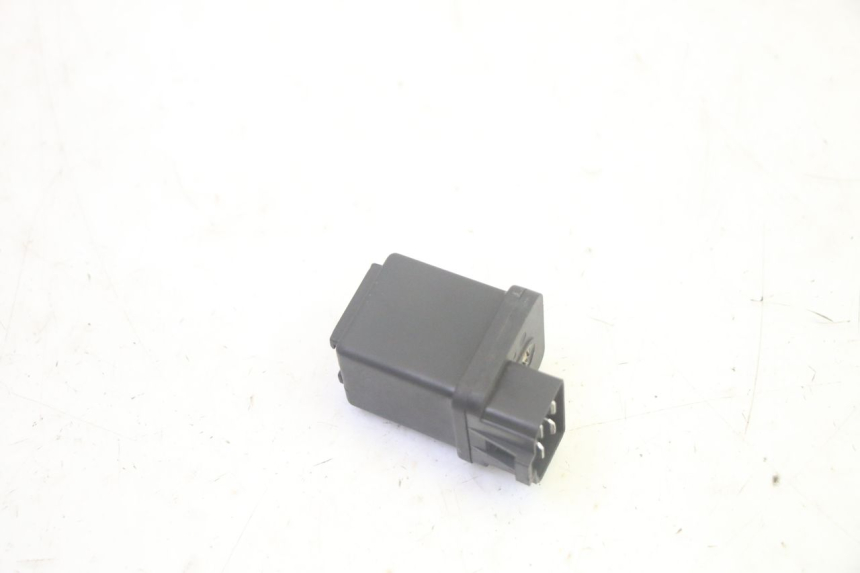 photo de STARTER RELAY PEUGEOT KISBEE 4T 50 (2018 - 2022) - Zoom on usage condition