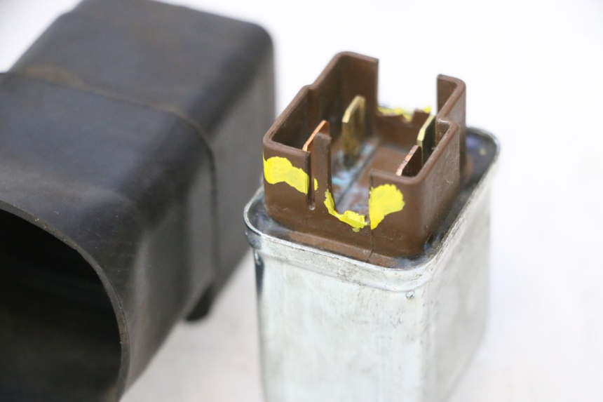 photo de STARTER RELAY PIAGGIO LIBERTY IGET 4T 50 (2015 - 2020) - Fixing points details
