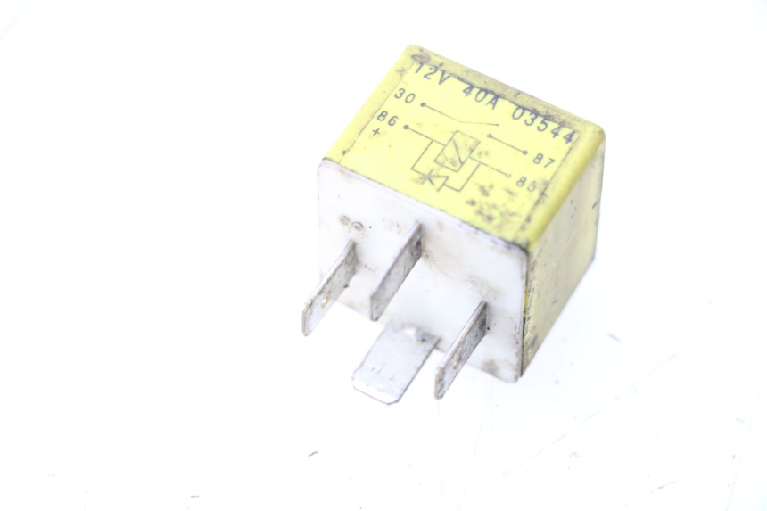 photo de STARTER RELAY PEUGEOT LUDIX 50 (2005 - 2007) - Alternative perspective