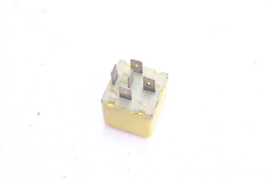 photo de STARTER RELAY PEUGEOT LUDIX PRO 2T 50 (2010 - 2017) - Zoom on usage condition