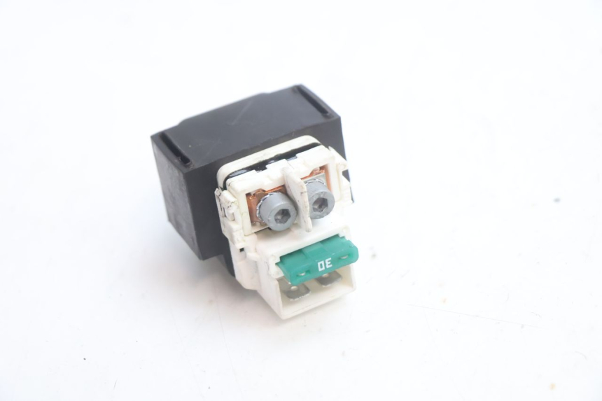 photo de STARTER RELAY PIAGGIO MP3 HPE 530 (2022 - 2026) - Technical close-up