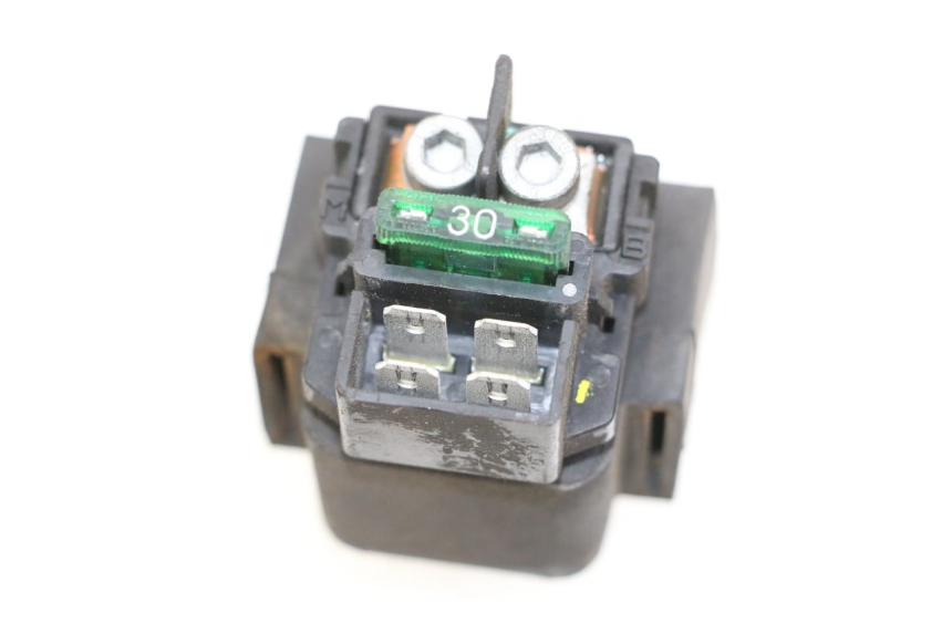 photo de STARTER RELAY PIAGGIO MP3 LT 400 (2007 - 2012) - Technical close-up