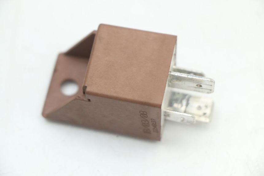 photo de STARTER RELAY PIAGGIO MP3 125 (2006 - 2014) - Zoom on usage condition