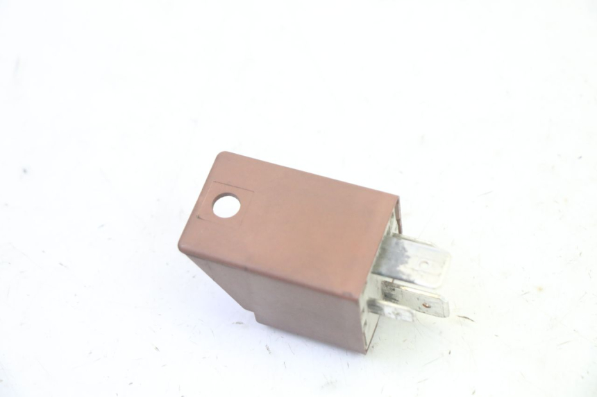 photo de STARTER RELAY PIAGGIO MP3 125 (2006 - 2014) - Alternative perspective