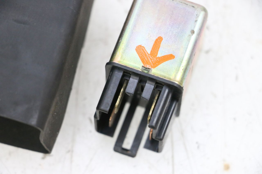 photo de STARTER RELAY HONDA NSR R 125 (1994 - 2003) - Technical close-up