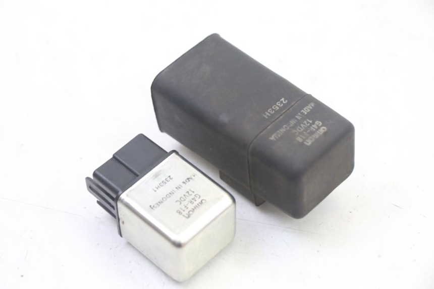 photo de STARTER RELAY MBK OVETTO 4T 50 (2008 - 2016) - Zoom on usage condition