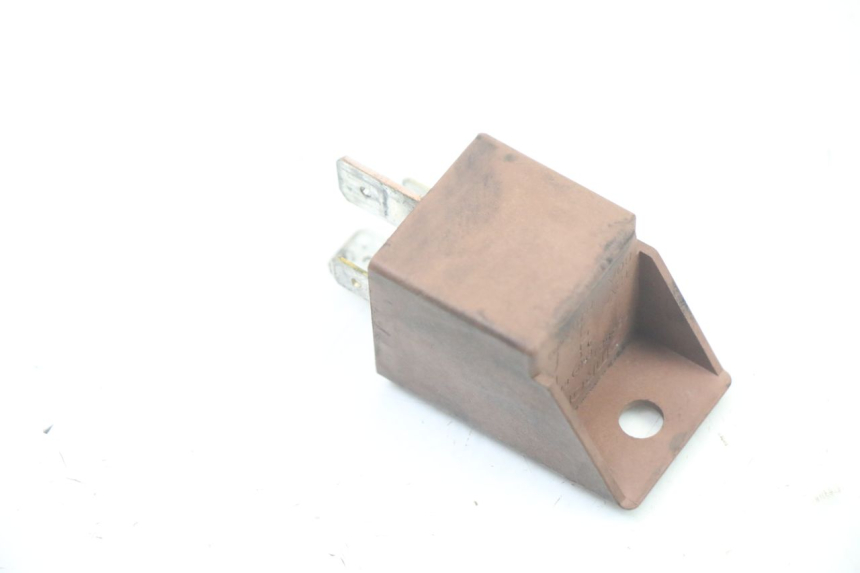 photo de STARTER RELAY PIAGGIO VESPA GRANTURISMO 125 (2003 - 2007) - Component detail
