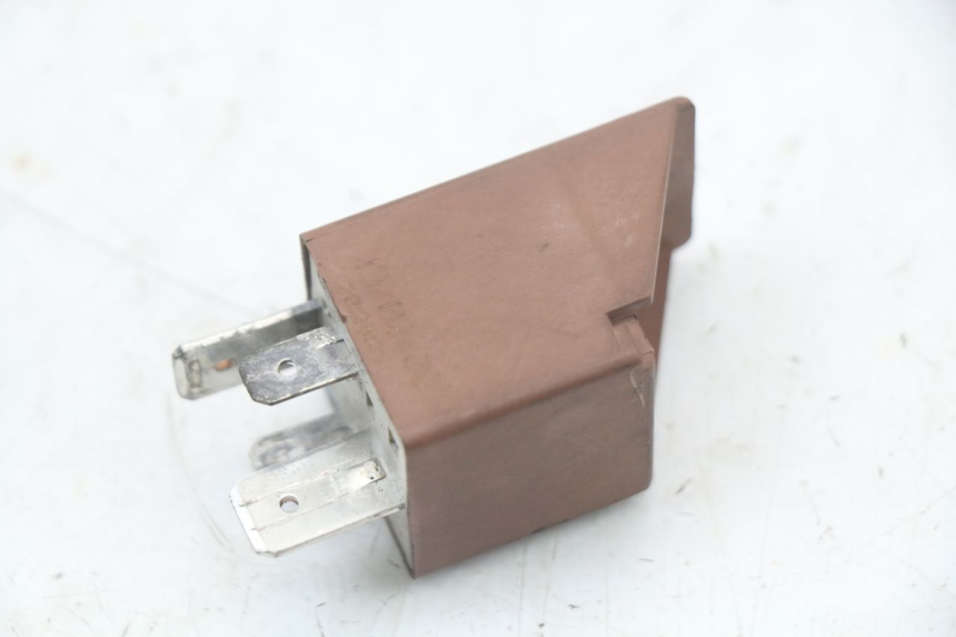 photo de STARTER RELAY PIAGGIO VESPA LX 2T 50 (2005 - 2013) - Zoom on usage condition