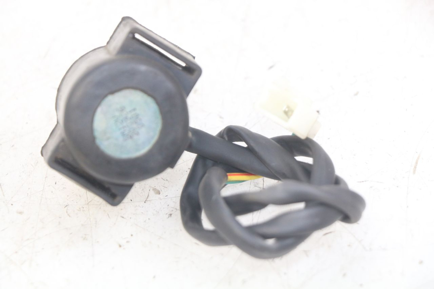 photo de STARTER RELAY JM MOTORS SANTANA 50 (2014 - 2023) - Zoom on usage condition