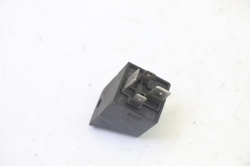 photo de STARTER RELAY PEUGEOT SATELIS 125 (2013 - 2018) - Alternative perspective