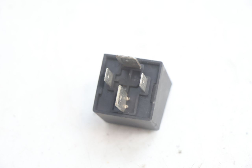 photo de STARTER RELAY PEUGEOT SATELIS 125 (2013 - 2018) - Technical close-up