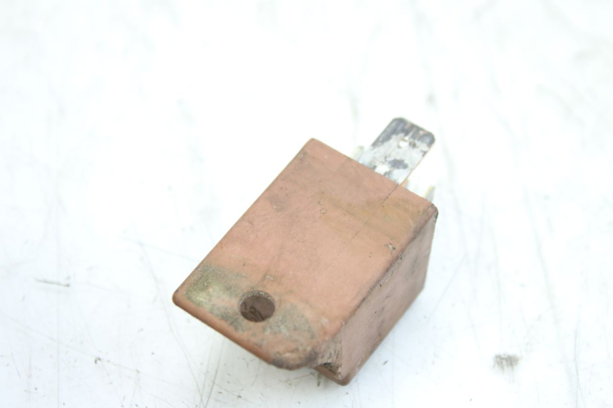 photo de STARTER RELAY APRILIA SCARABEO 100 (2003 - 2012) - Zoom on usage condition