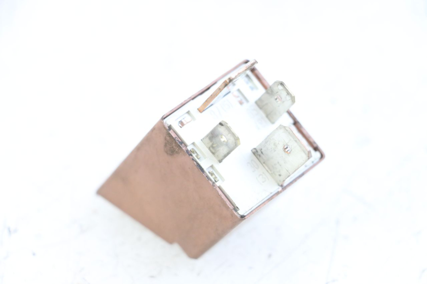 photo de STARTER RELAY APRILIA SCARABEO 100 (2003 - 2012) - Zoom on usage condition