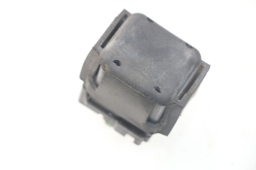 photo de STARTER RELAY HONDA SES DYLAN 125 (2002 - 2006) - Component detail