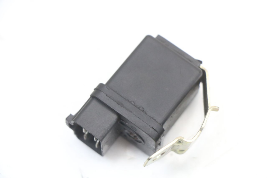photo de STARTER RELAY PEUGEOT STREETZONE I 2T 50 (2018 - 2020) - Zoom on usage condition