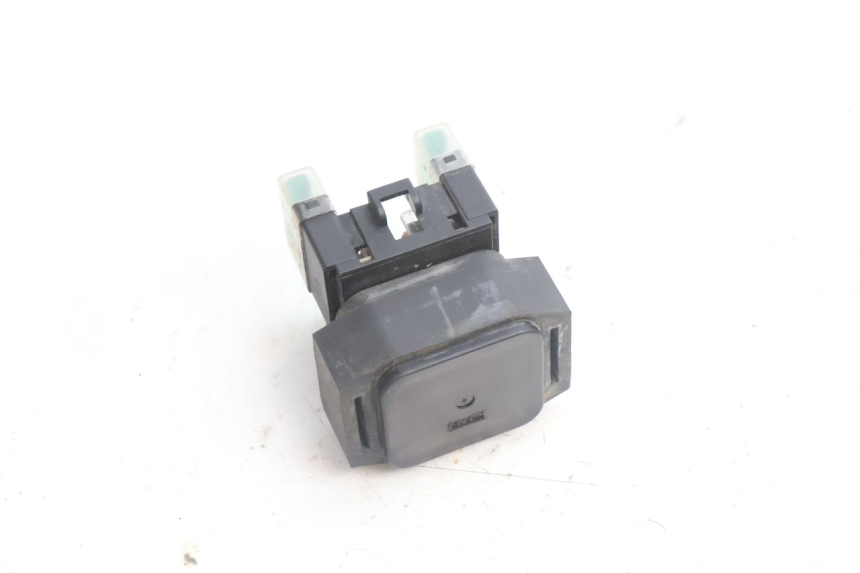 photo de STARTER RELAY YAMAHA TDM ABS 900 (2002 - 2014) - Technical close-up
