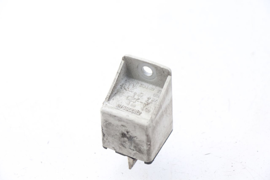 photo de STARTER RELAY PIAGGIO TYPHOON 50 (1993 - 1999) - Component detail