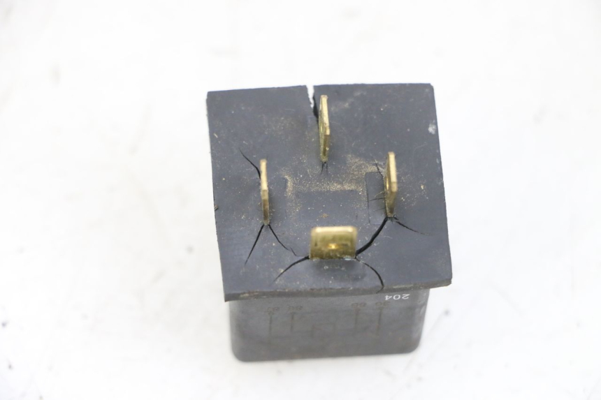 photo de STARTER RELAY YAMAHA TZR 50 (2008 - 2016) - Zoom on usage condition