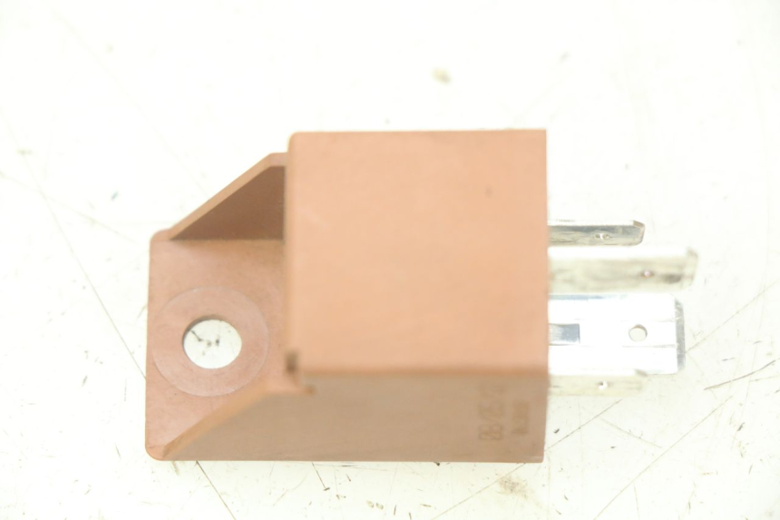 photo de STARTER RELAY PIAGGIO VESPA LX 2T 50 (2005 - 2013) - Main view
