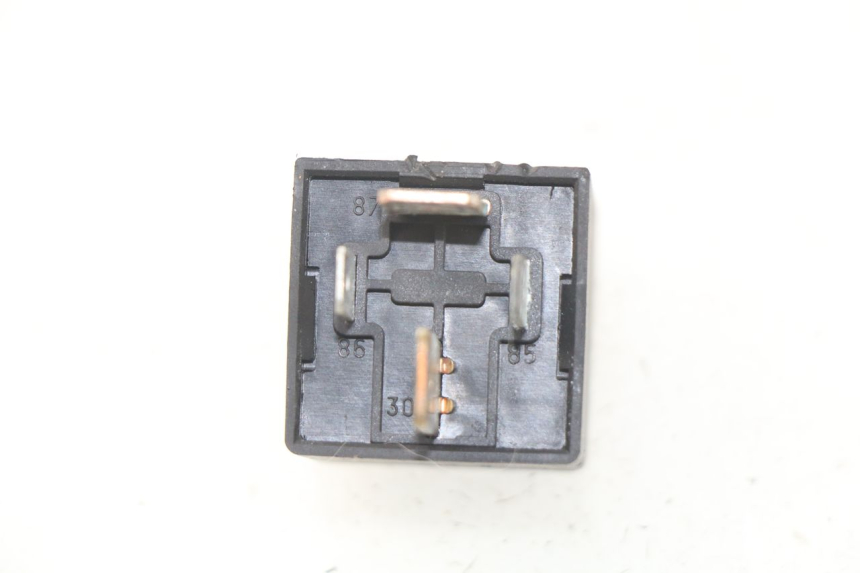 photo de STARTER RELAY PIAGGIO VESPA LX IE 125 (2010 - 2012) - Component detail