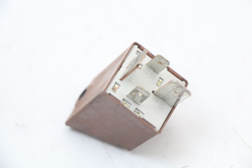 photo de STARTER RELAY PIAGGIO VESPA PRIMAVERA 4T 50 (2021 - 2024) - Zoom on usage condition