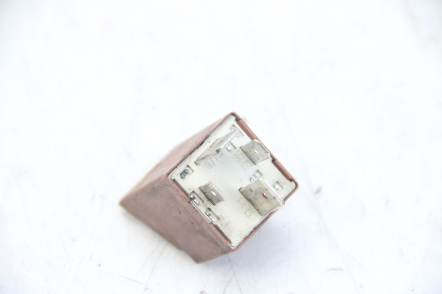 photo de STARTER RELAY PIAGGIO VESPA S 2T 50 (2007 - 2014) - Zoom on usage condition