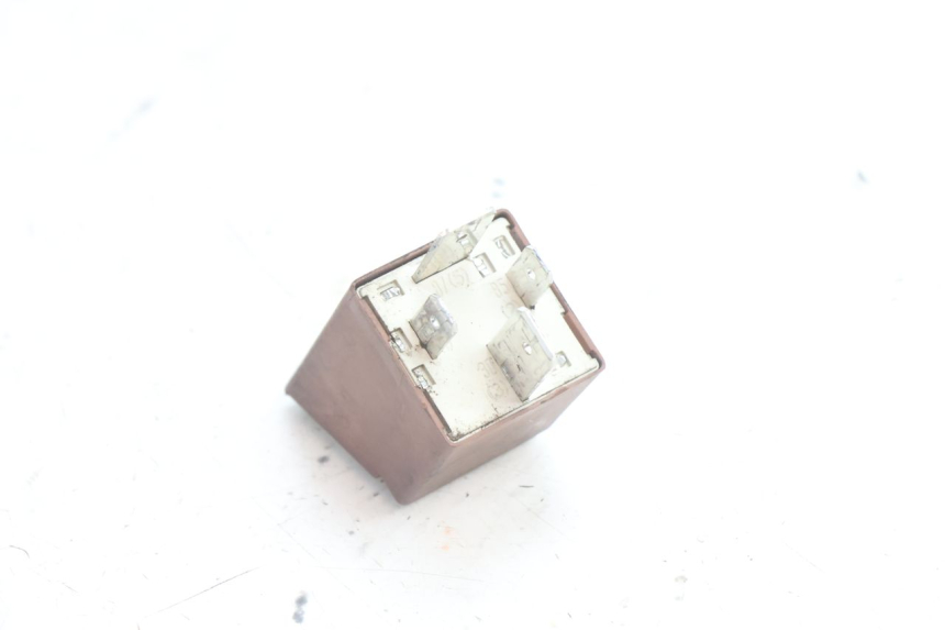 photo de STARTER RELAY PIAGGIO VESPA S 2T 50 (2007 - 2014) - Alternative perspective