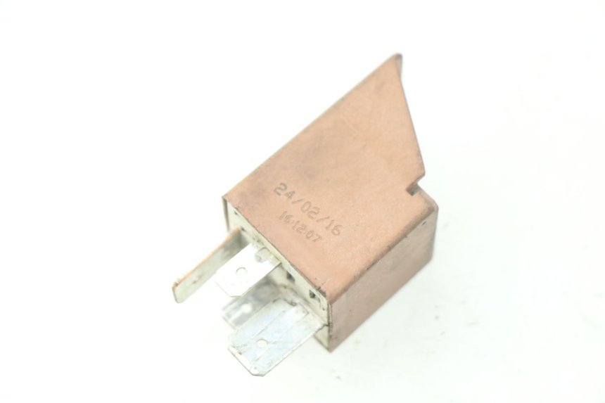 photo de STARTER RELAY PIAGGIO VESPA SPRINT 2T 50 (2014 - 2018) - Main view