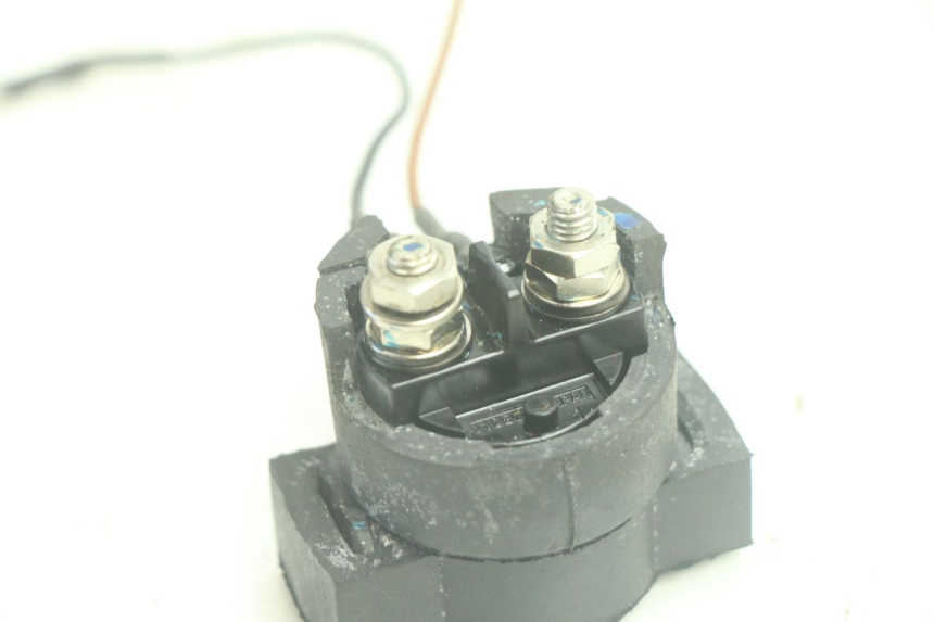 photo de STARTER RELAY YAMAHA WAVE RUNNER GP R 1200 (2000 - 2003) - Component detail