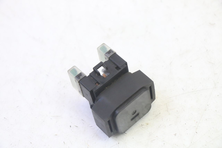 photo de STARTER RELAY YAMAHA X-MAX XMAX 250 (2006 - 2009) - Technical close-up