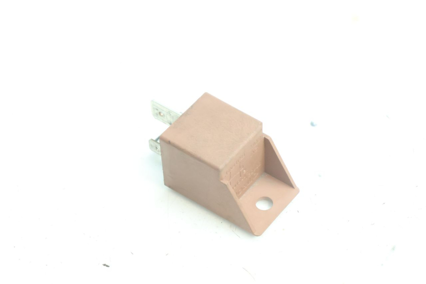 photo de STARTER RELAY PIAGGIO X9 AMALFI 180 (2000 - 2003) - Zoom on usage condition